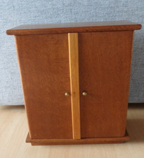 Kleiderschrank Puppenschrank