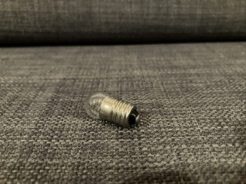Nos glühlampe 6v 0 - +++,