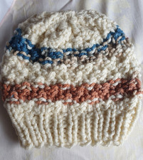 Damenmütze - gestrickte Handarbeit - Winter