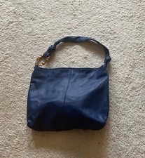 damen Leder Shopper von Zara, Farbe blau mit goldenem Element