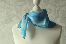 Seidentuch hell blaues