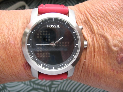 Fossil 2218 analog - fossil,