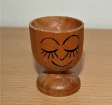 Eierbecher Holz lächelndes Gesicht