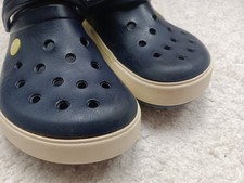 Dunkelblaue Crocs 41-42  M8
