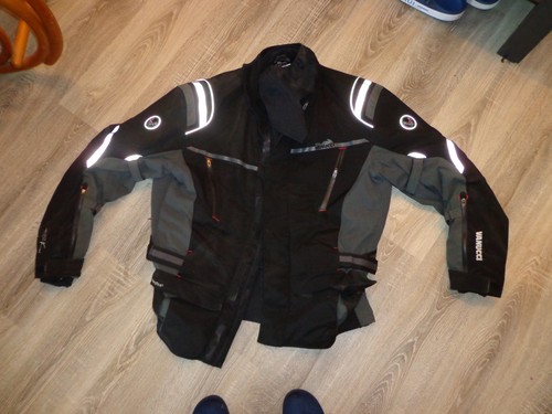 Verkaufe eine motorradjacke - verkaufe,