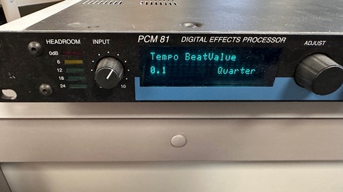 Lexicon pcm digital effects - 81,