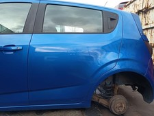 Chevrolet Aveo T300 Bj 2012 original Tür hinten links Fahrer WA895T BIMINI BLUE