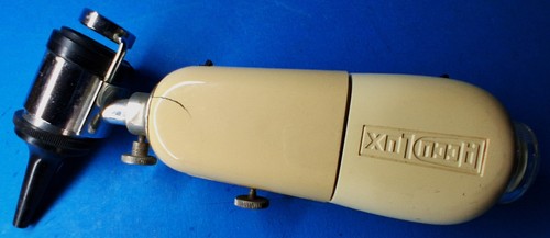 Altes otoskop acculux defekt - otoskop,, acculux,