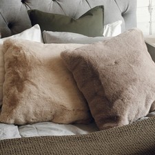 Flauschiges Kissen Taupe 45x45