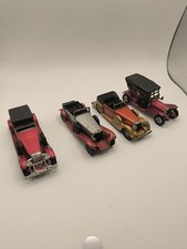 4 Sammler-Modellautos Aus