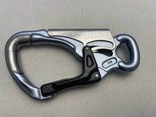 Bornack Einhand-Karabiner