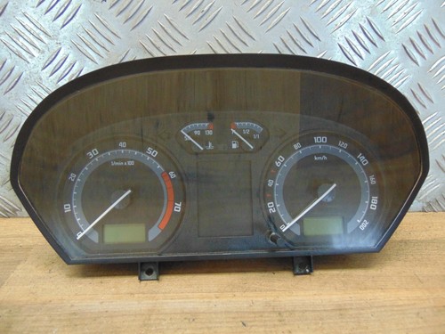 Skoda fabia 4 benzin - fabia,