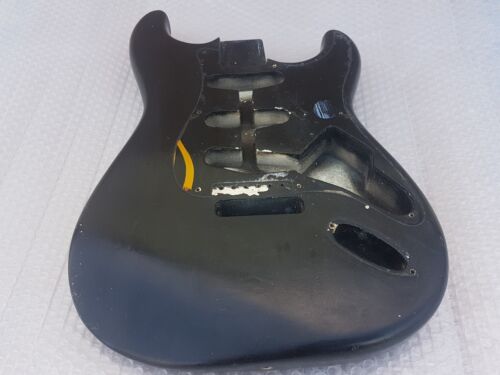 1987 squier fender - by,