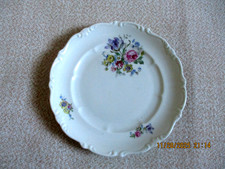 SONNEBERG Porzellanteller Kuchenteller schönes Blumendekor  russische Schrift