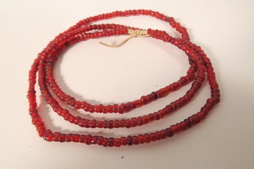 Schöne alte glasperlen rot - schöne,