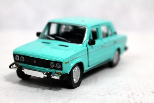Lada 2106 modellauto türkis - -,