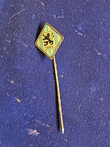 Alte anstecknadel fußball - alte,