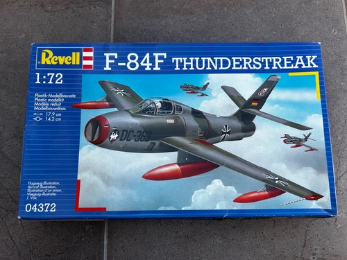 Revell 04372 republic 84f - 04372,