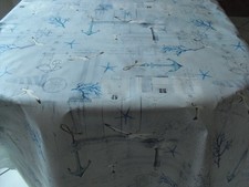 Geschäftsaufösung Tischdecke