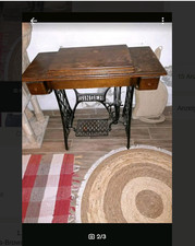 Nähmaschinentisch Singer