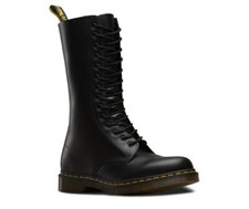 Dr. Martens 14 Loch 1914 Black