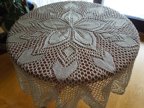 Gestrickte tischdecke - gestrickte,
