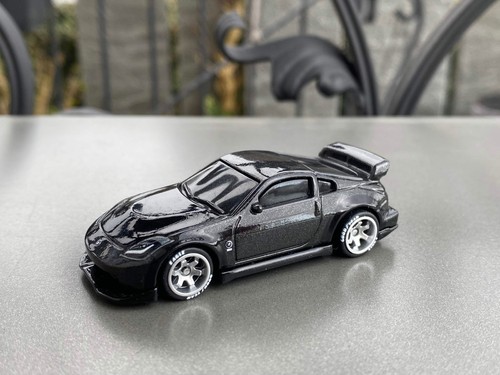Hot wheels nissan - hot,
