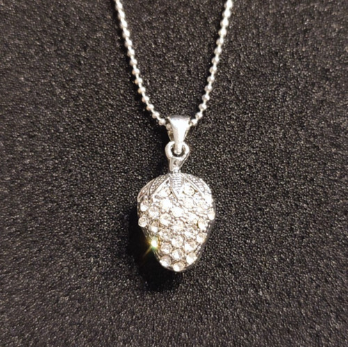 Erdbeere anhänger mit strass - erdbeere,