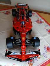 Lego Technic 42207 Ferrari SF