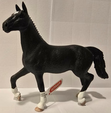 Schleich 2025 - Horse Club - Oldenburger Stute - NEU mit Fähnchen 17124