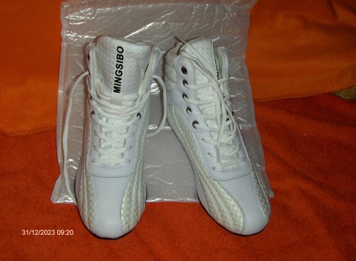 Sportschuhe weiß neu - sportschuhe, weiß,