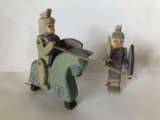 Ostheimer Ritter reitend blau