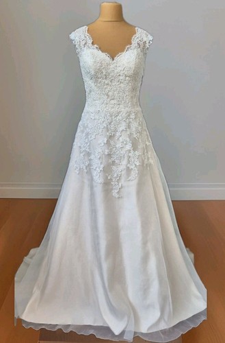 Brautkleid