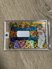 2022-23 Panini Chronicles Jaden Ivey Gold Standard Rookie Jersey Asia Jade