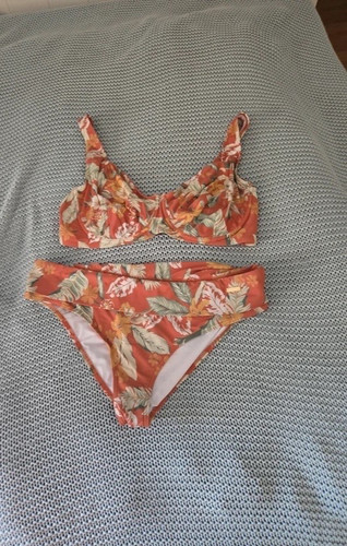 Sunseeker bikini top - 44,