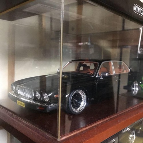 Jaguar xj - 1/18,
