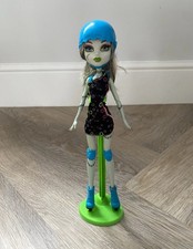 100% Komplett Monster High