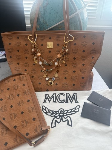 Mcm visetos shopper bag medium - visetos,