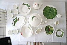 NEU: (verpackt) Premiumporzellan Fine Bone China Geschirrset