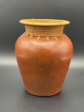 Handgeworfener indonesischer