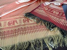 EdleTischdecke XL UNIKAT- Elefanten Motiv weinrot-gold,Fransen Tischtuch gewebt