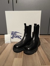 Burberry Chelsea Boots Schwarz