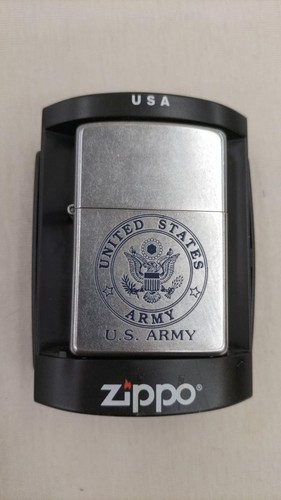 Vintage zippo 2006 united - zippo,