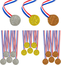 15 Stück Medaillen für