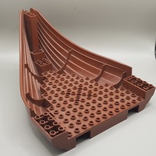 LEGO Bootsrumpf, Bug/Heck