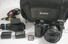 Sony Alpha 6000 mit Objektiv