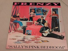 FRENZY Sallys Pink Bedroom