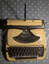 Schreibmaschine