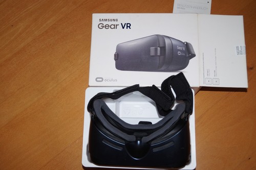 Samsung gear oculus model - samsung, vr