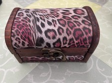 Kleine Schatztruhe Schmuckkasten 